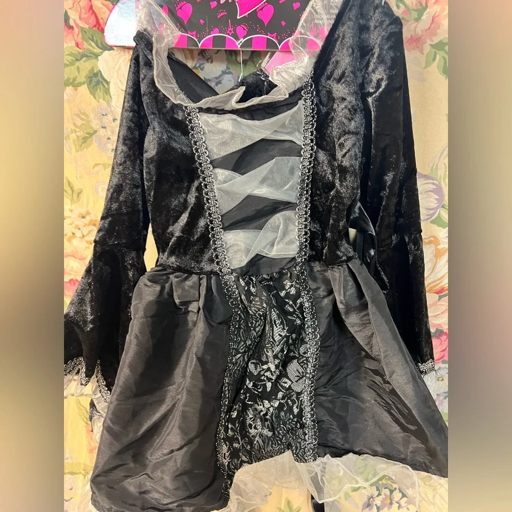 Charming Black and Silver Kids Halloween Costume